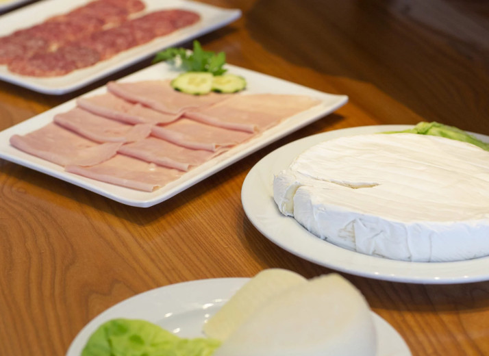 media.Slide-Colazione_9Hotel-La-ResidenzaRiccione